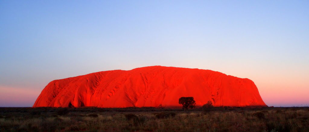 Uluru red