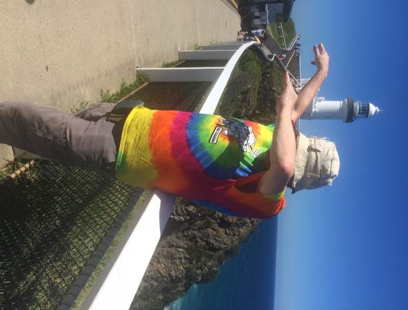 dabbing in Byron Bay